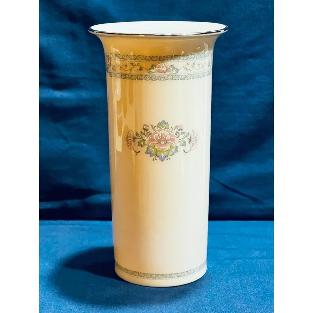 Vintage Lenox Charleston 8.25